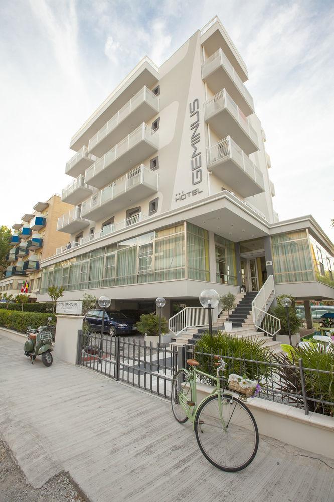 Geminus Hotel 3*